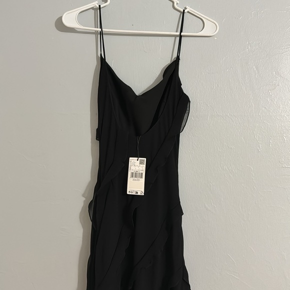 Mongo Chiffon Ruffle Dress - Picture 8 of 10